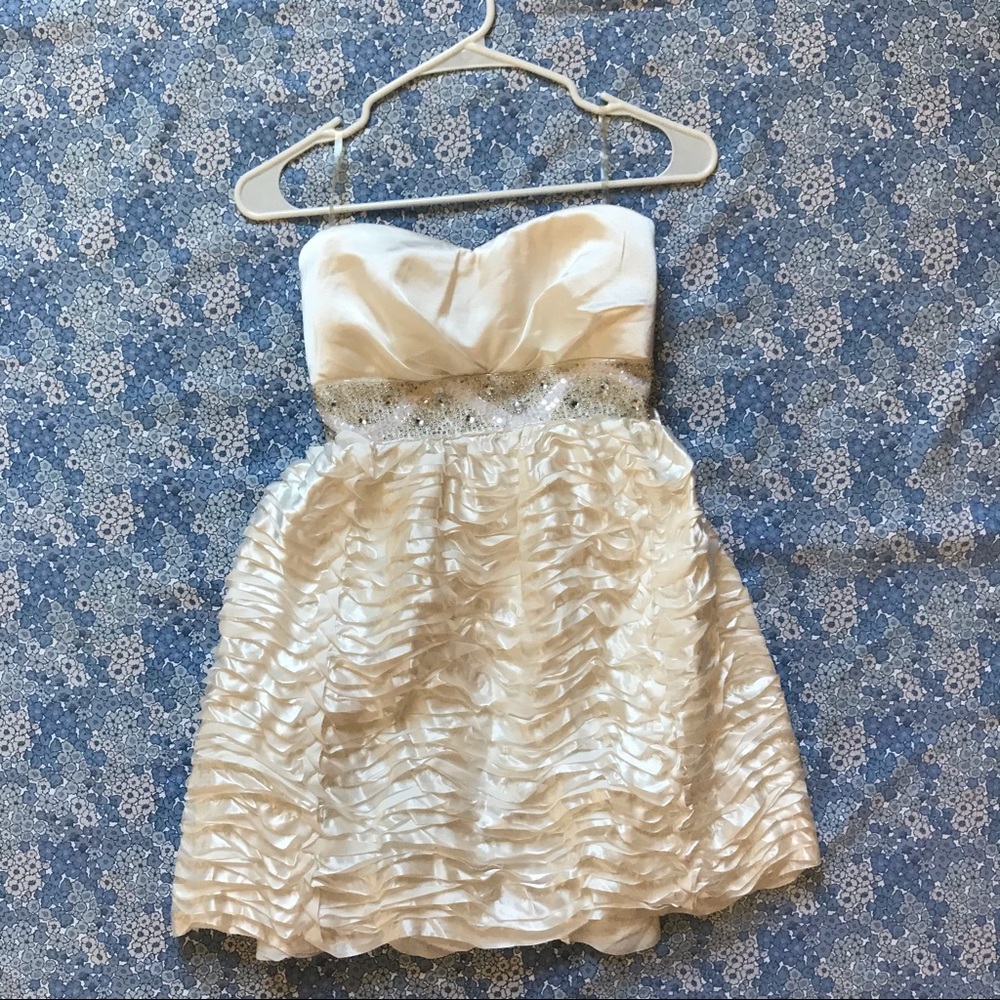 My Michelle mini dress size S